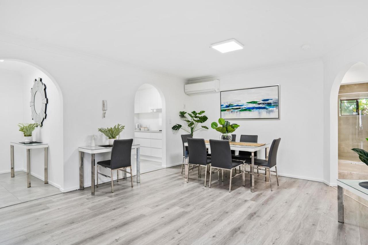 Coco Bella Retreat In Central Surfers - Sleeps 6-8 Gold Coast Ngoại thất bức ảnh